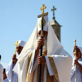 padre de SP excomungado
